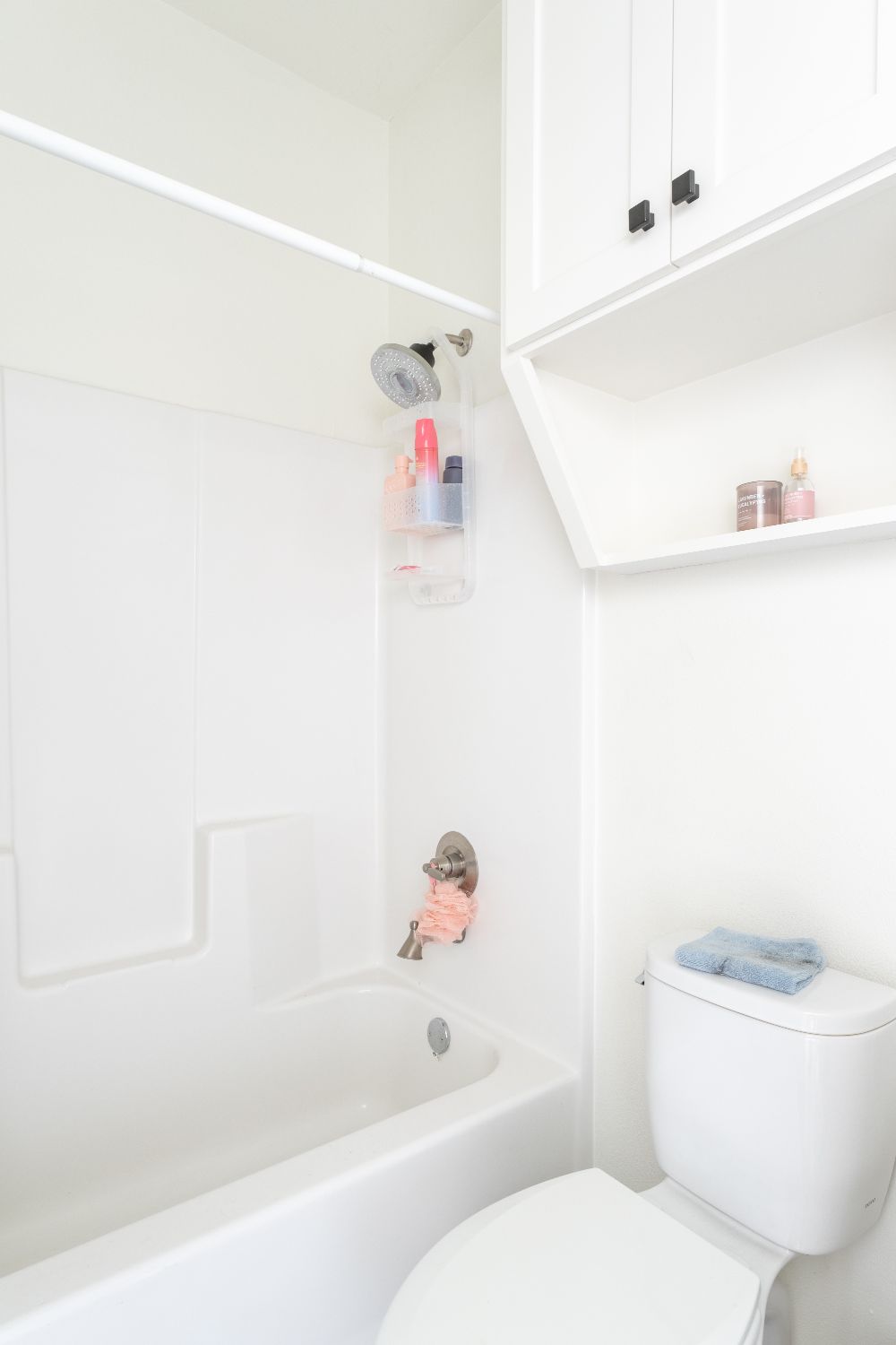 Piper’s Place modern bathroom interior