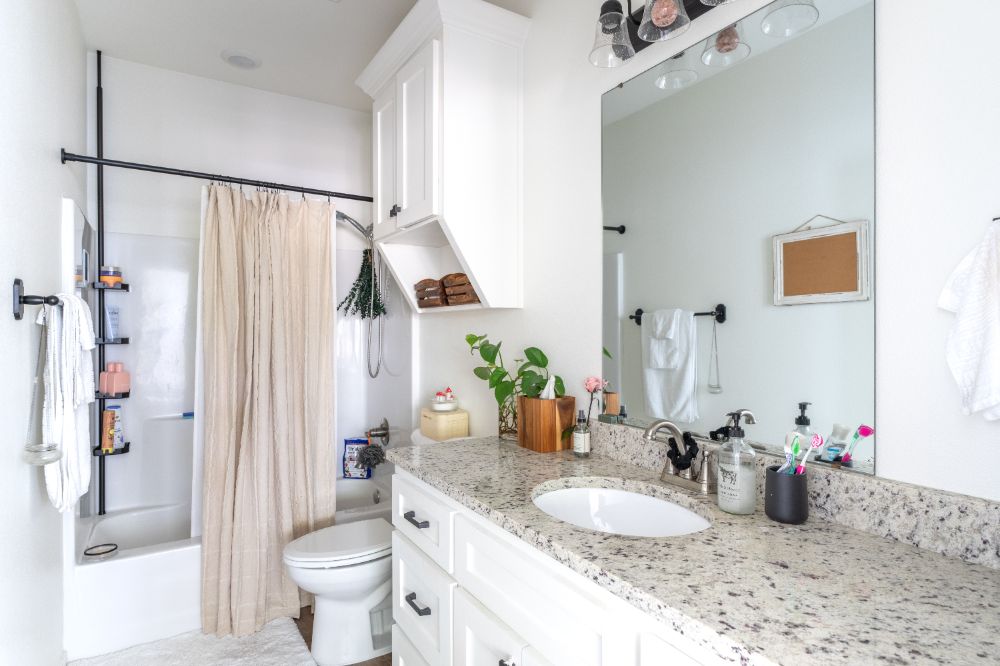 Shared Bathroom in student housing