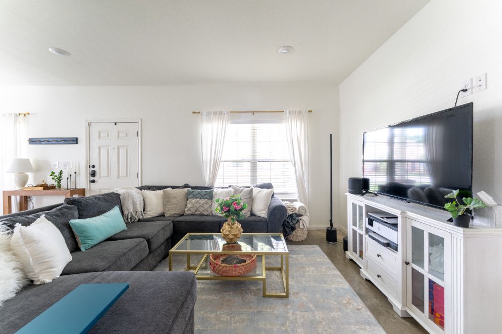 Bright shared dining student housing